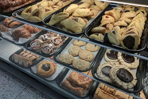 Evi Bakehouse photo 3
